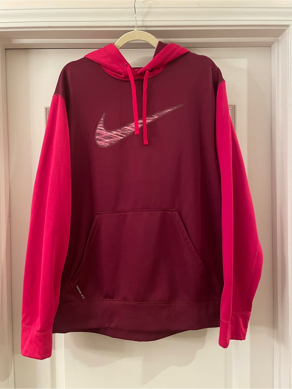 Nike Maroon and Red Therma Fit Hoodie Size XL